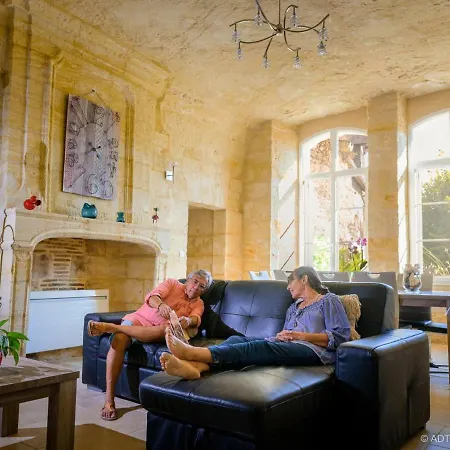 Maison Troglodyte Elegante Avec Spa, Salle De Jeux Et Jardin Clos A Vouvray - Fr-1-381-87 Buitenkant foto