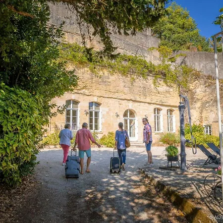 Maison Troglodyte Elegante Avec Spa, Salle De Jeux Et Jardin Clos A Vouvray - Fr-1-381-87 Buitenkant foto